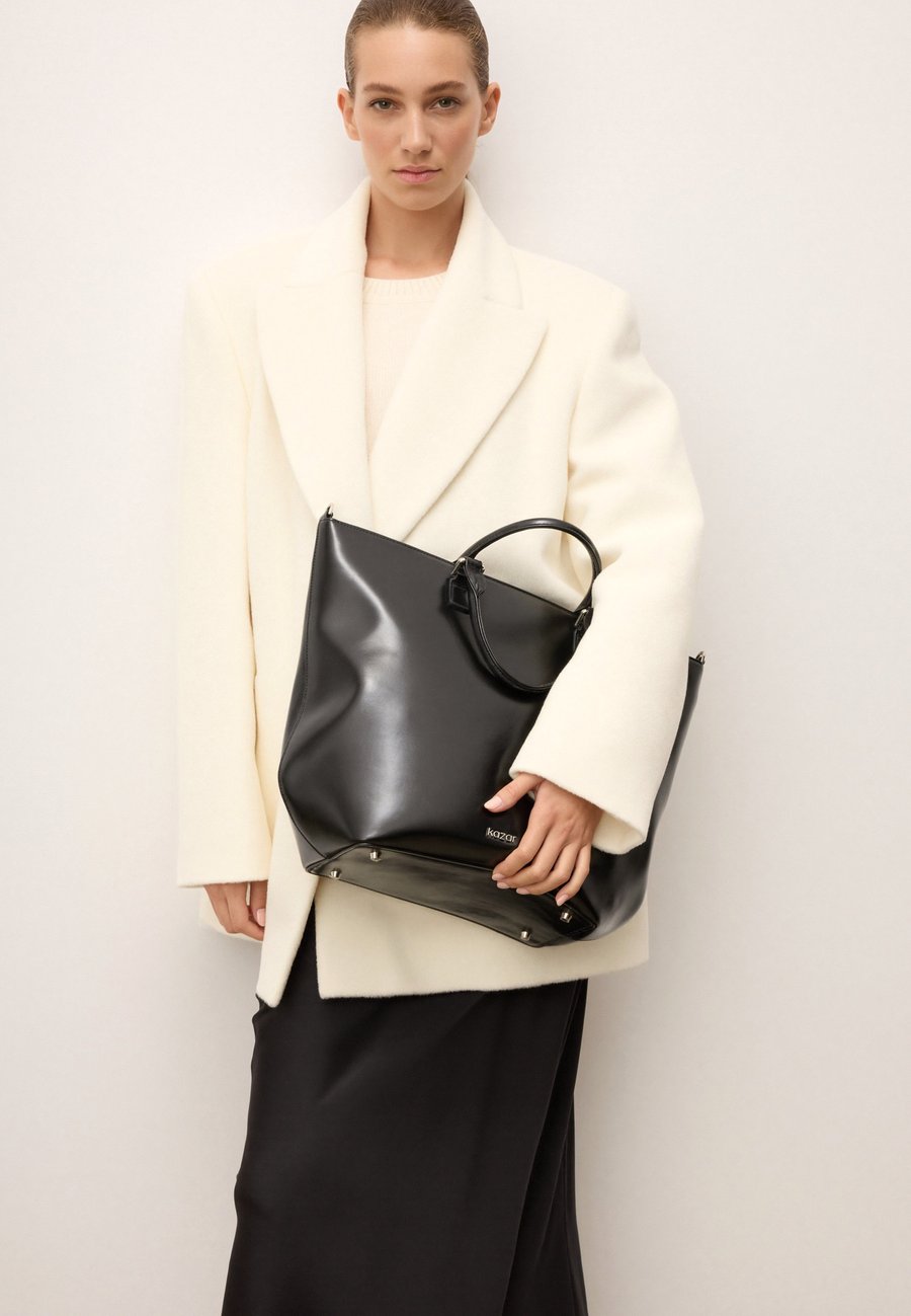 Сумка-шоппер Kazar ROSELITH, Black
Сумка-шоппер Kazar ROSELITH, Black