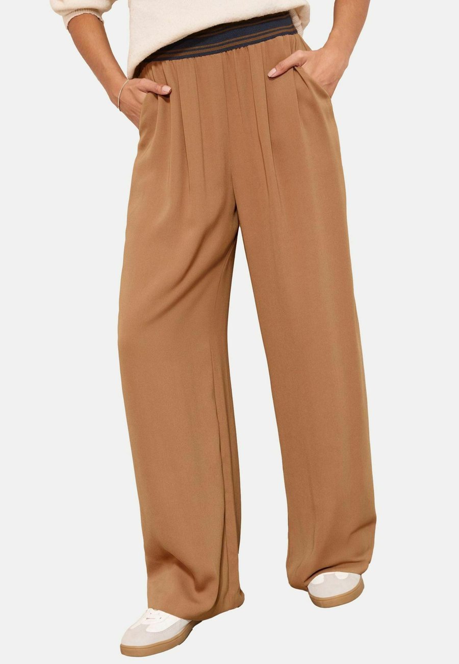 Брюки Friends Like These Trousers, Mocha Stripe/Brown
Брюки Friends Like These Trousers, Mocha Stripe/Brown