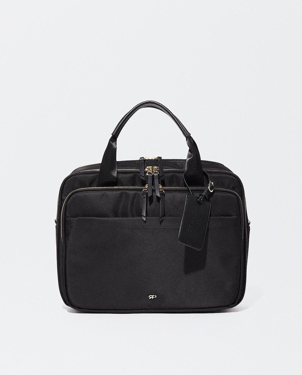 Женская сумка для документов, трансформируемая в сумку через плечо, с застежкой-молнией и несколькими отделениями черного цвета Parfois, черный
Женская сумка для документов, трансформируемая в сумку через плечо, с застежкой-молнией и несколькими отделениями черного цвета Parfois, черный