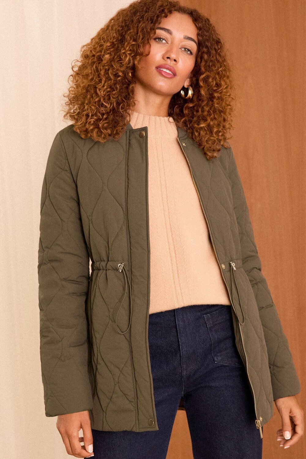 Стеганая куртка с завязками на талии Love & Roses, зеленый
Стеганая куртка с завязками на талии Love & Roses, зеленый