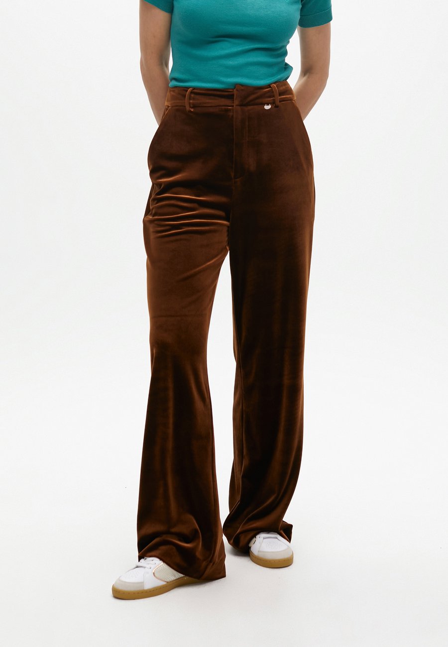 Брюки LOLA CASADEMUNT Trousers, Brown
Брюки LOLA CASADEMUNT Trousers, Brown