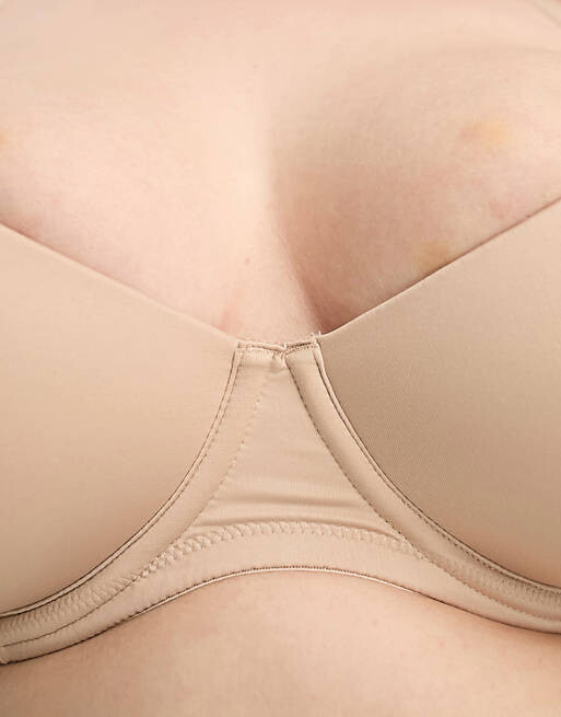 Бежевый бюстгальтер-футболка из формованной микрофибры ASOS DESIGN Curve
Бежевый бюстгальтер-футболка из формованной микрофибры ASOS DESIGN Curve