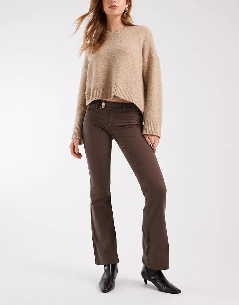 Расклешенные джинсы ASOS DESIGN с эластичными вставками и пуговицами шоколадного цвета
Расклешенные джинсы ASOS DESIGN с эластичными вставками и пуговицами шоколадного цвета