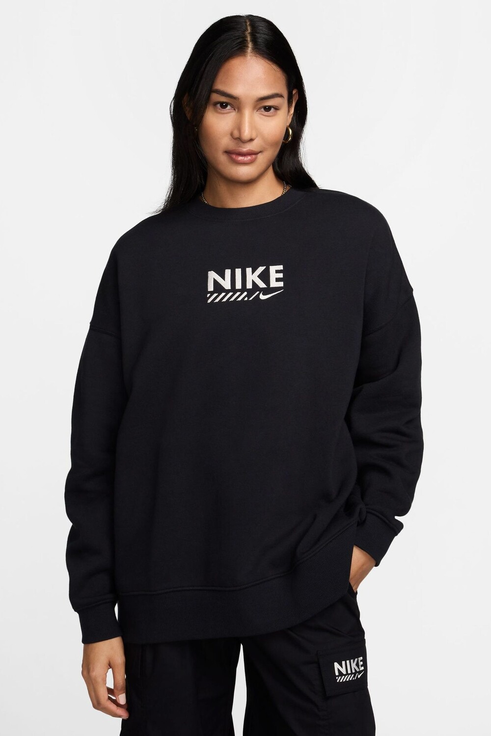 Толстовка с круглым вырезом и принтом логотипа на спине Nike, черный
Толстовка с круглым вырезом и принтом логотипа на спине Nike, черный