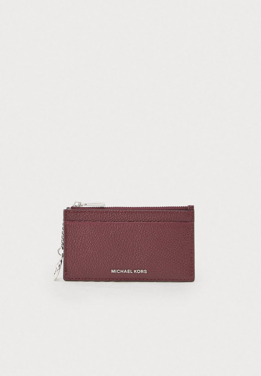 Кошелек MICHAEL Michael Kors JET SET, Oxblood/Bordeaux
Кошелек MICHAEL Michael Kors JET SET, Oxblood/Bordeaux