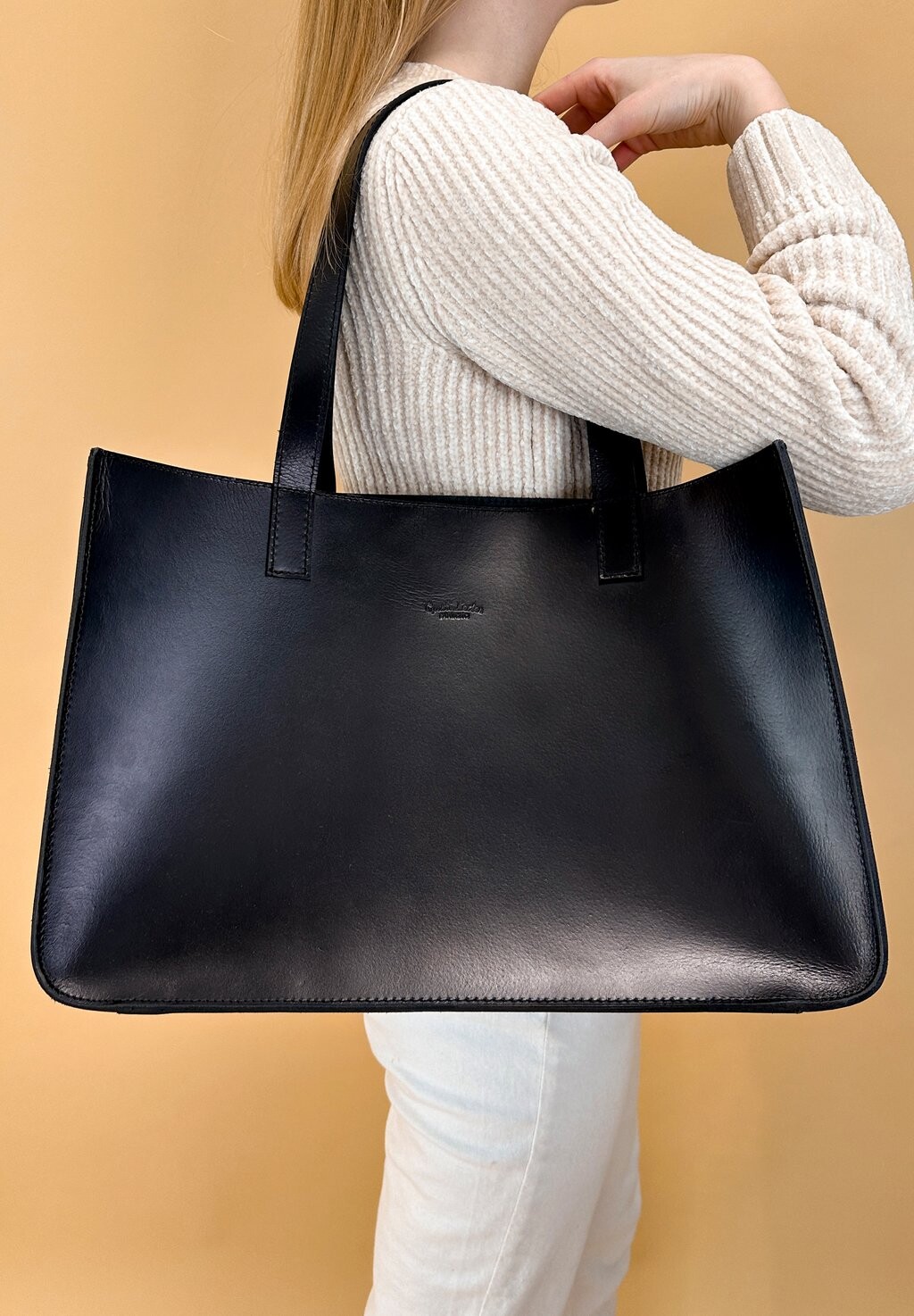 Сумка SHOPPER AGATHA Gusti Leder, цвет schwarz
Сумка SHOPPER AGATHA Gusti Leder, цвет schwarz