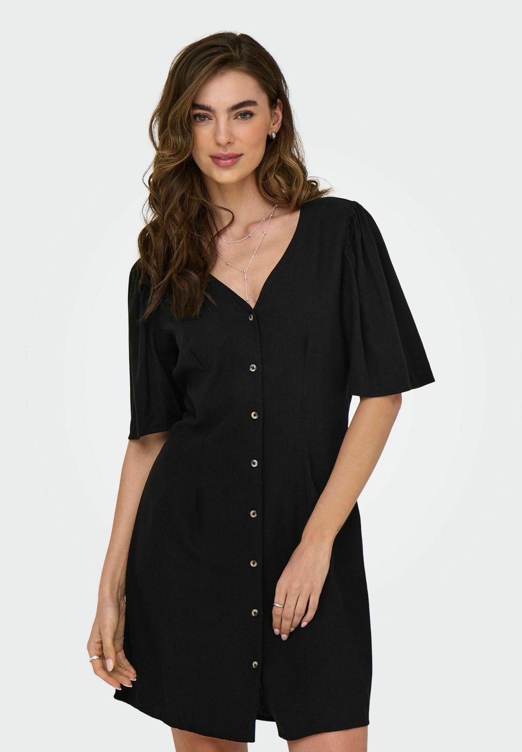 Платье-рубашка SAY KURZES JDY, черный
Платье-рубашка SAY KURZES JDY, черный