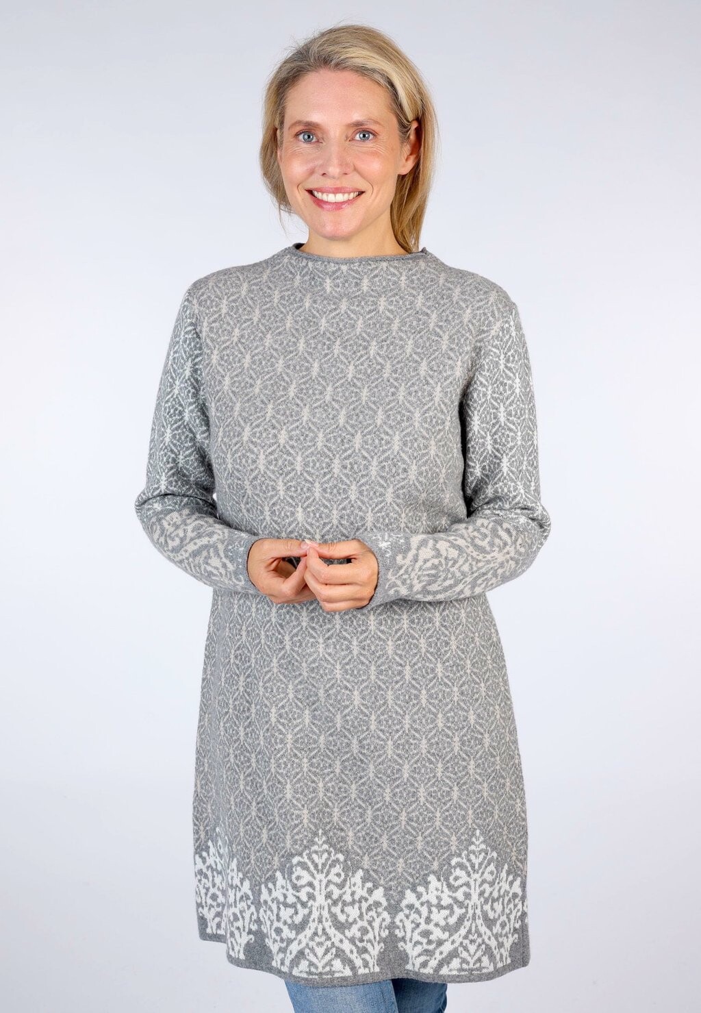Платье-джемпер DORLA Deerberg, серый
Платье-джемпер DORLA Deerberg, серый