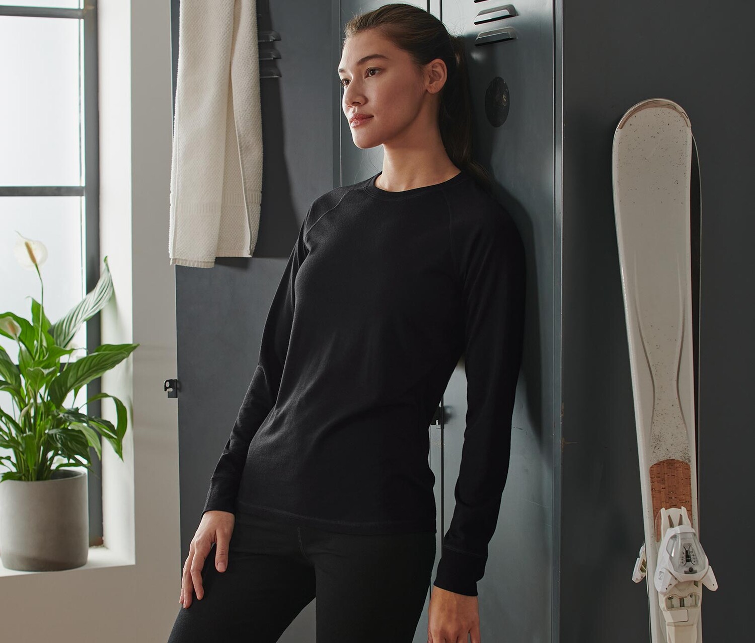 Функциональная рубашка из шерсти RWS Tchibo, черный 
Функциональная рубашка из шерсти RWS Tchibo, черный