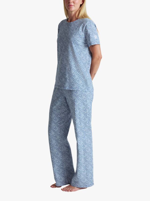 Liberty Floral Print пижамный комплект Polarn O. Pyret
Liberty Floral Print пижамный комплект Polarn O. Pyret
