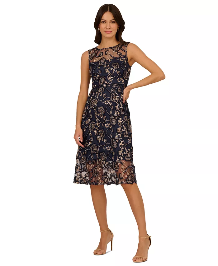 Женское миди-платье с вышивкой и лодочкой Adrianna Papell, синий
Женское миди-платье с вышивкой и лодочкой Adrianna Papell, синий