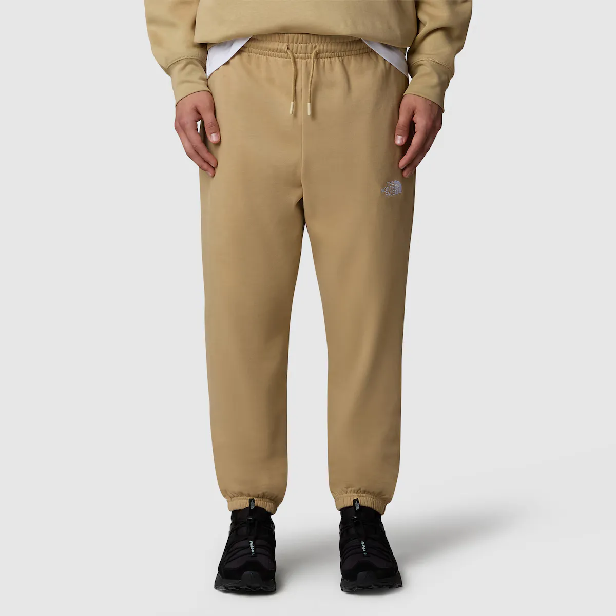 Мужские спортивные брюки The North Face Essential, коричневый 
Мужские спортивные брюки The North Face Essential, коричневый