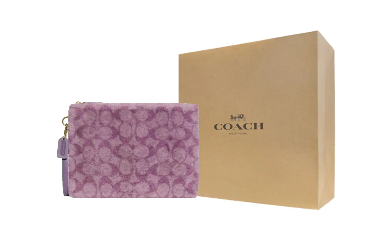 COACH Большая женская клатч из овчины фиолетовый
COACH Большая женская клатч из овчины фиолетовый