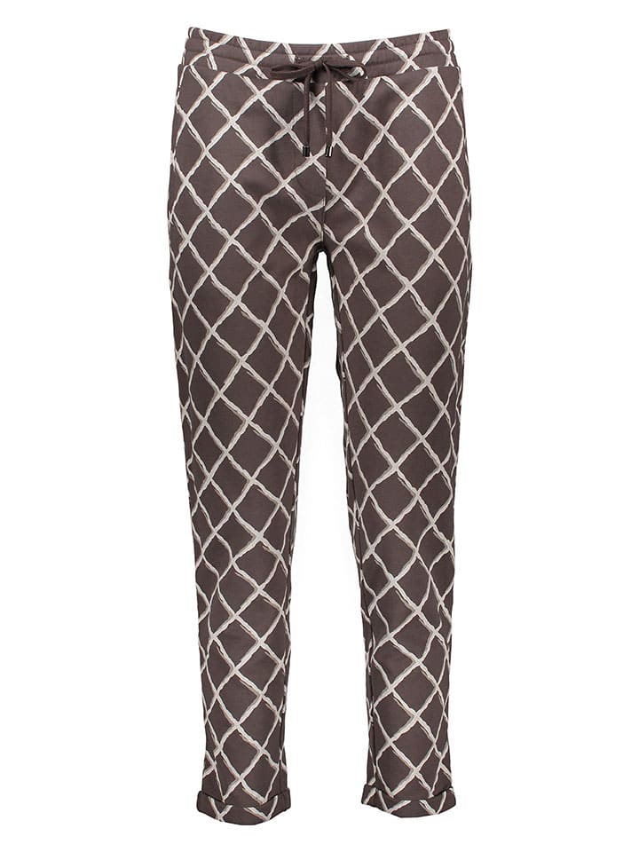 Juvia Пижамные штаны темно-коричневого цвета
Juvia Пижамные штаны темно-коричневого цвета