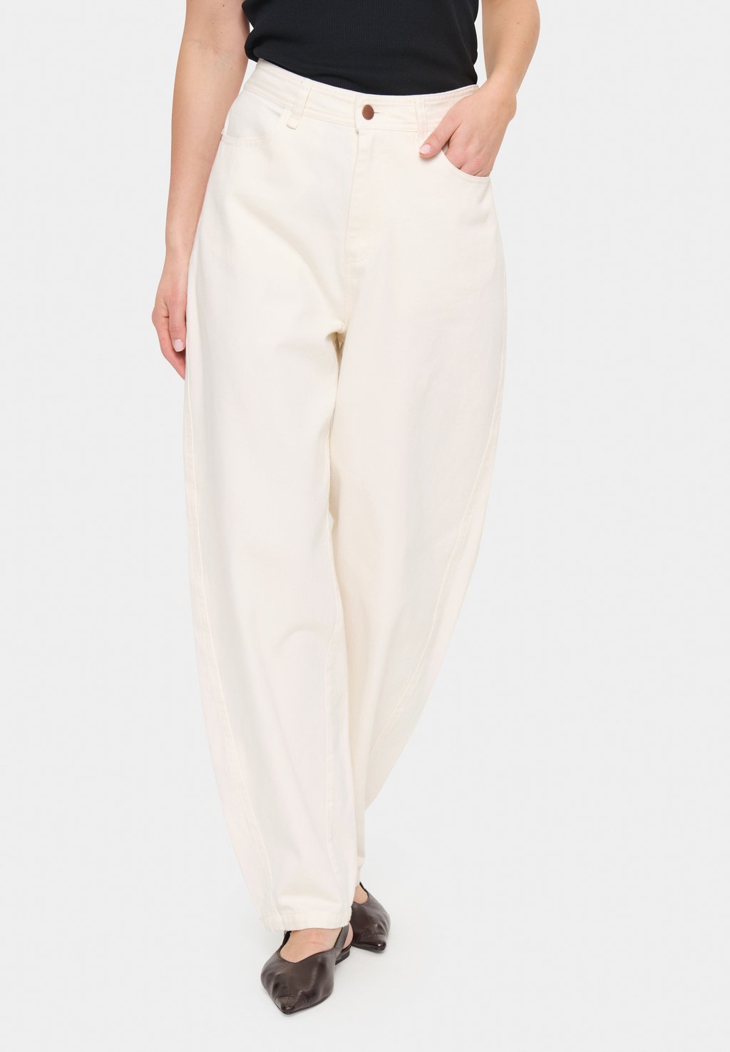 Джинсы свободного кроя JOANNSZ Saint Tropez, кремовый
Джинсы свободного кроя JOANNSZ Saint Tropez, кремовый