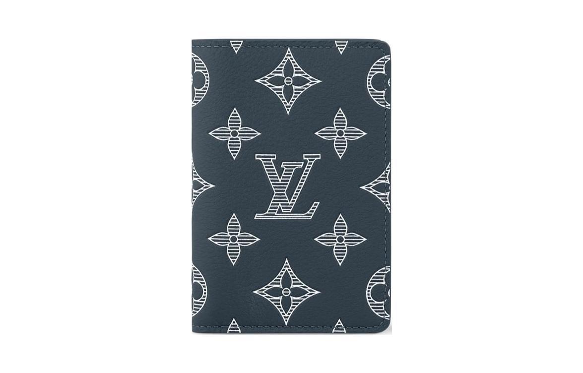 LOUIS VUITTON Карманный органайзер
LOUIS VUITTON Карманный органайзер