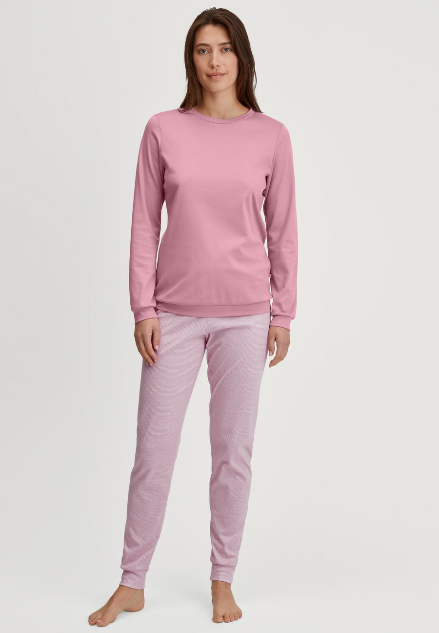 Пижамный комплект Calida STRIPED DREAMS BÜNDCHEN SET, Lilas/Lilac
Пижамный комплект Calida STRIPED DREAMS BÜNDCHEN SET, Lilas/Lilac