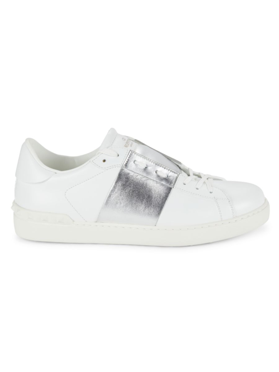 Кожаные кроссовки с металлической отделкой Valentino Garavani, цвет White Silver
Кожаные кроссовки с металлической отделкой Valentino Garavani, цвет White Silver