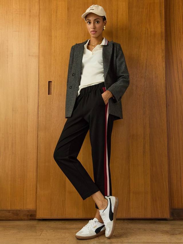 Брюки Jay с боковой полосой из вискозы LENZING ECOVERO Baukjen, Caviar Black/Burgundy
Брюки Jay с боковой полосой из вискозы LENZING ECOVERO Baukjen, Caviar Black/Burgundy