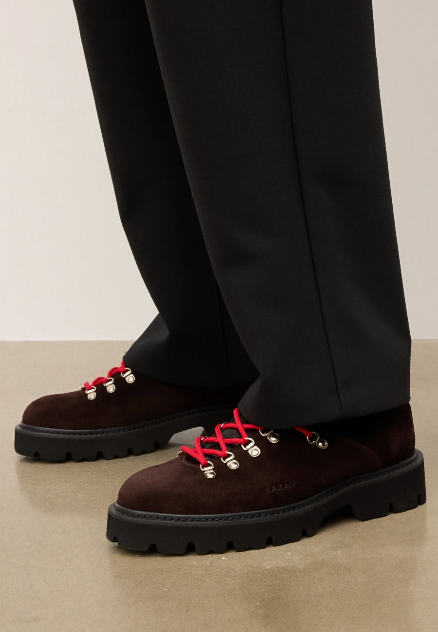 Ботинки Kazar Studio ELIOTT, Brown
Ботинки Kazar Studio ELIOTT, Brown