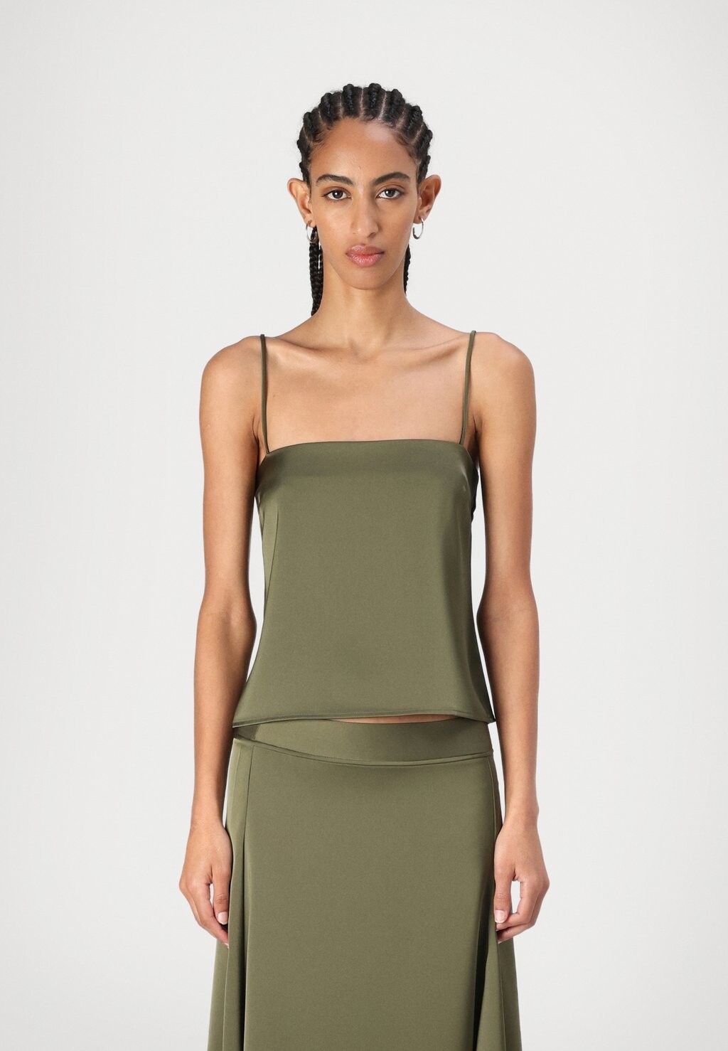 Топ VRENI 2nd Day, оливковый
Топ VRENI 2nd Day, оливковый