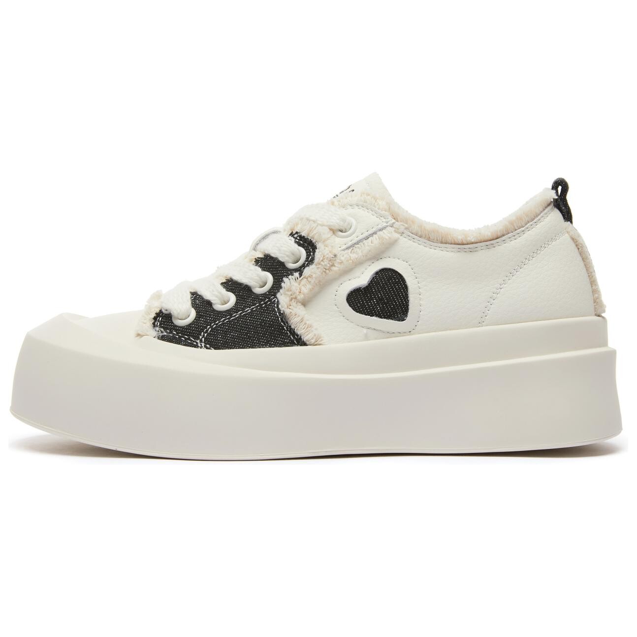 Кеды, скейтборд обувь женская низкая Zgr, бежевый/черный
Кеды, скейтборд обувь женская низкая Zgr, бежевый/черный