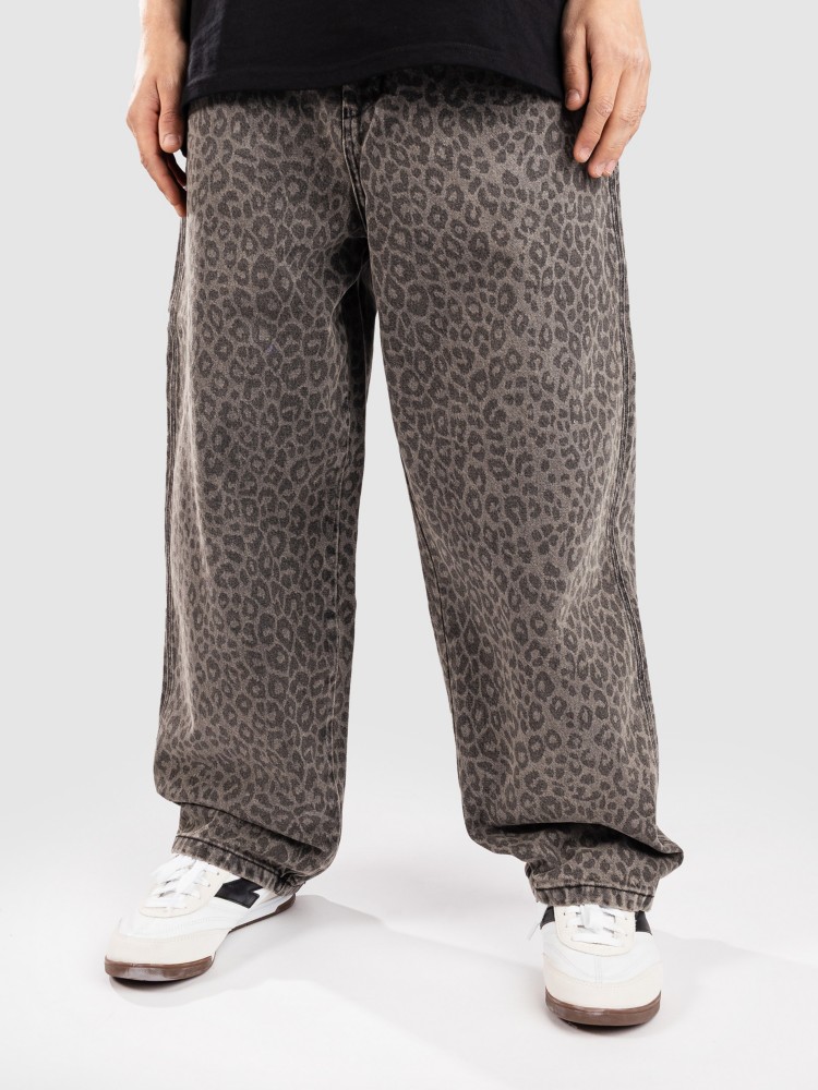 Джинсы Worship Supplies Nightprowler Big Dawg Jeans, leopard smoke
Джинсы Worship Supplies Nightprowler Big Dawg Jeans, leopard smoke