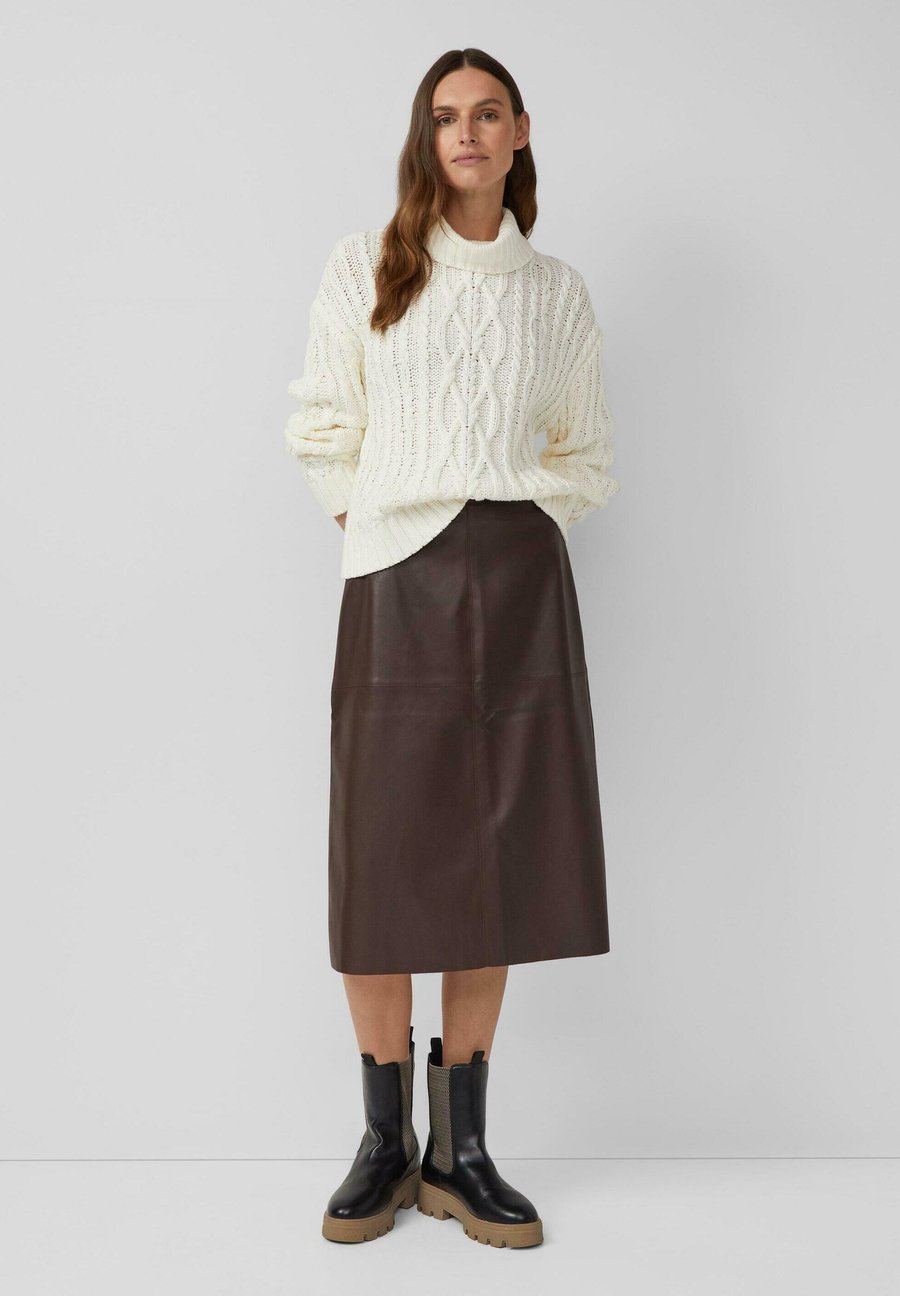 Юбка s.Oliver A-line skirt, Braun/Brown
Юбка s.Oliver A-line skirt, Braun/Brown