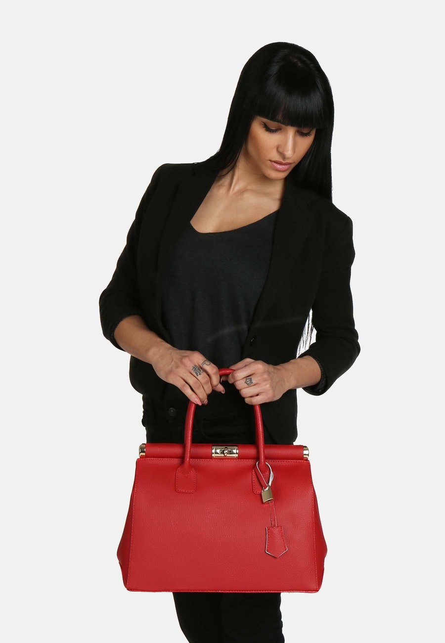 Сумка CHICCA BORSE Handbag, Rosso/Red
Сумка CHICCA BORSE Handbag, Rosso/Red