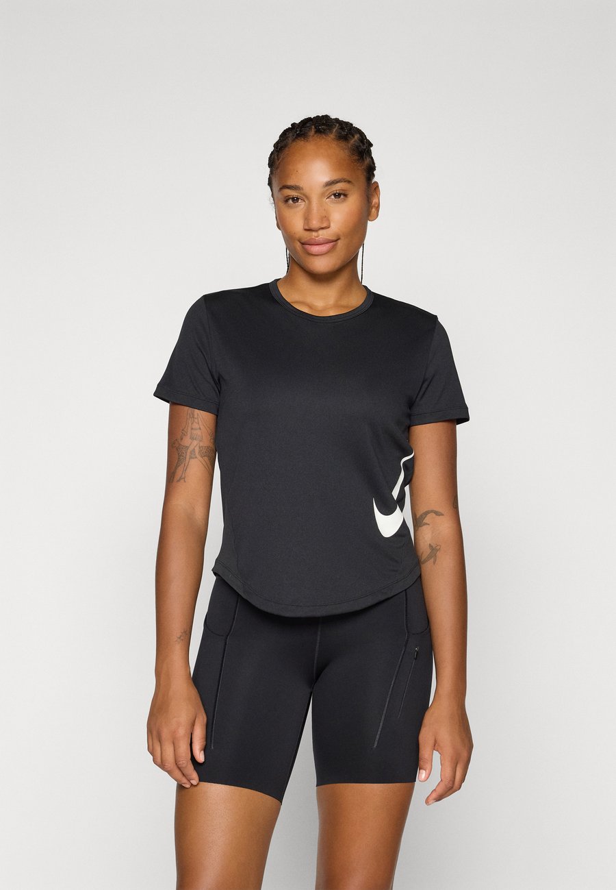 Футболка Nike Performance TEMPO TOP, Black/White/Black
Футболка Nike Performance TEMPO TOP, Black/White/Black