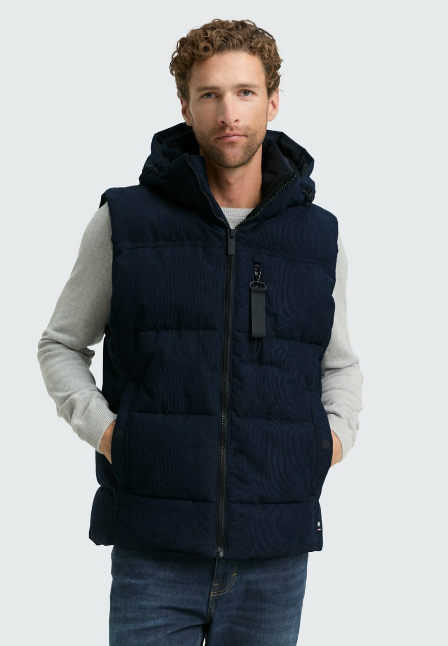 Куртка TOM TAILOR PUFFER MIT ABNEHMBARER KAPUZE, Sky Captain Blue/Dark Blue
Куртка TOM TAILOR PUFFER MIT ABNEHMBARER KAPUZE, Sky Captain Blue/Dark Blue