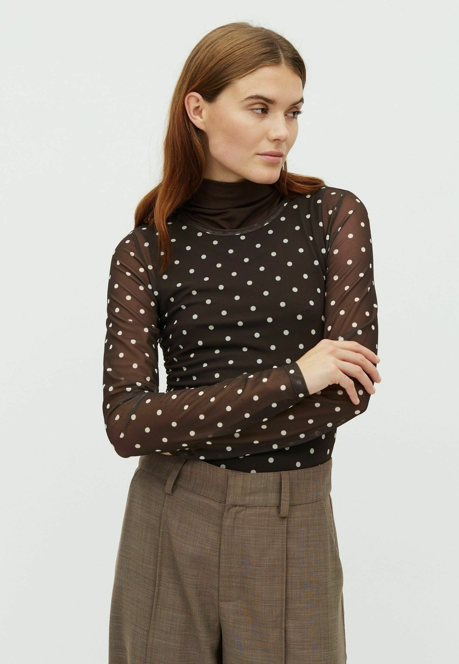 Топ mbyM ARACELIA-M, Java Dots/Black
Топ mbyM ARACELIA-M, Java Dots/Black