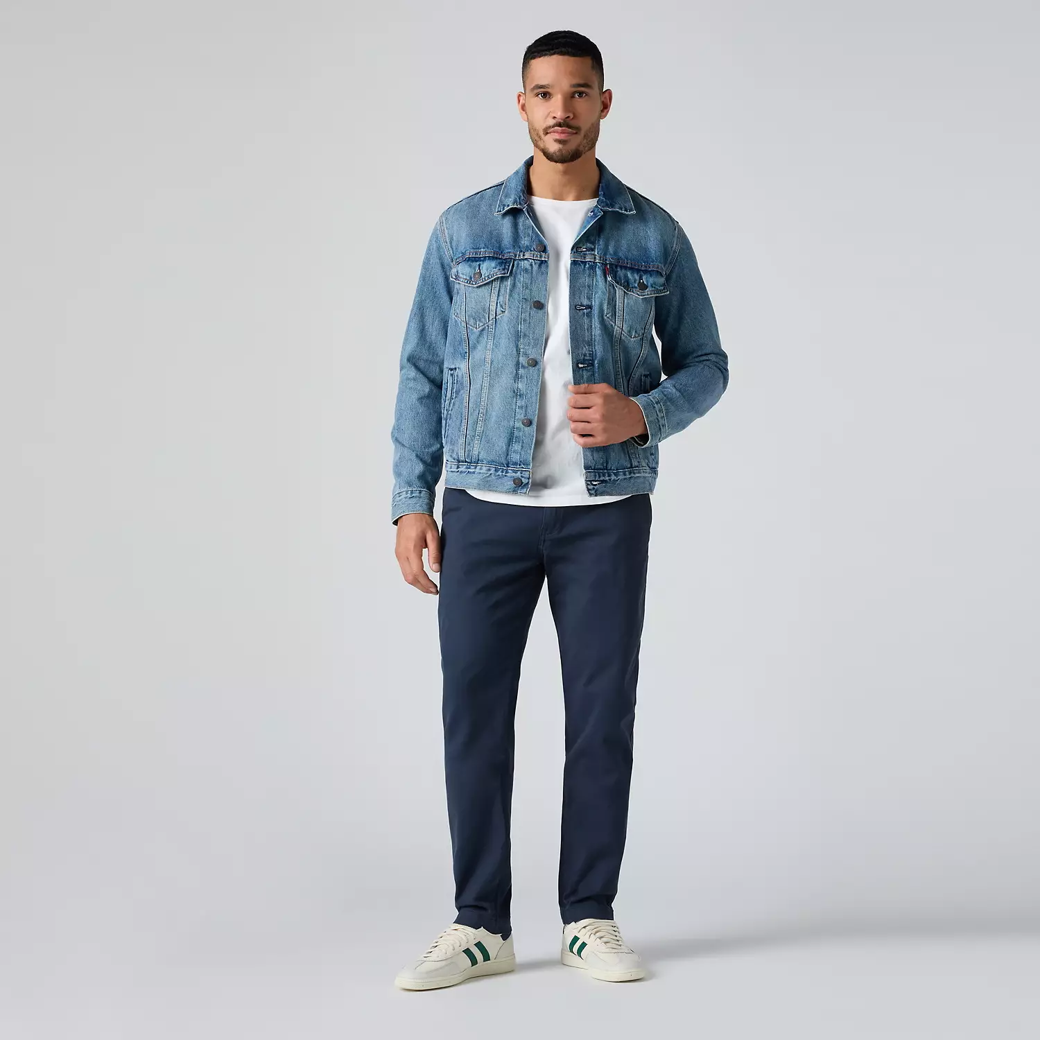 Levi's xx чиносы стандартного зауженного кроя мужские брюки, цвет Baltic Navy Garment Dye - Blue
Levi's xx чиносы стандартного зауженного кроя мужские брюки, цвет Baltic Navy Garment Dye - Blue