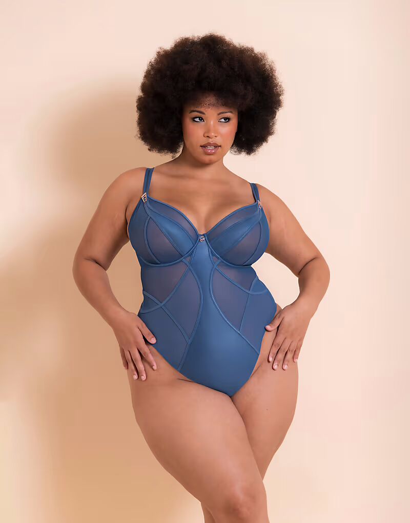 Боди Scantilly с глубоким декольте и пышной грудью в цвете «французский синий» Curvy Kate
Боди Scantilly с глубоким декольте и пышной грудью в цвете «французский синий» Curvy Kate