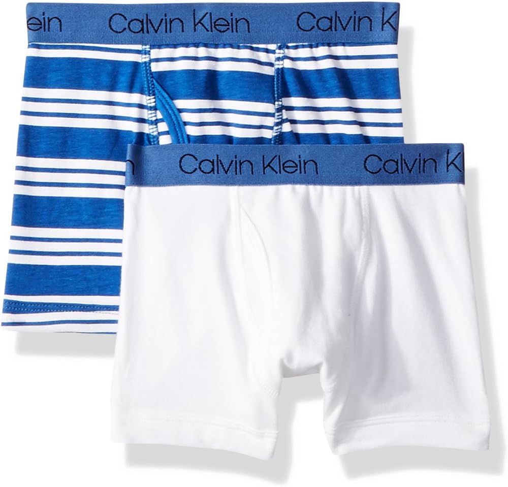 Комплект из двух пар трусов-боксеров Calvin Klein для мальчиков | Премиальный хлопок, комфорт, White/Blue Stripe/White
Комплект из двух пар трусов-боксеров Calvin Klein для мальчиков | Премиальный хлопок, комфорт, White/Blue Stripe/White