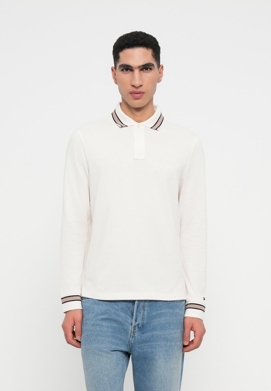 Топ Tommy Hilfiger Long sleeved top, Ivory Petal/Off-White
Топ Tommy Hilfiger Long sleeved top, Ivory Petal/Off-White