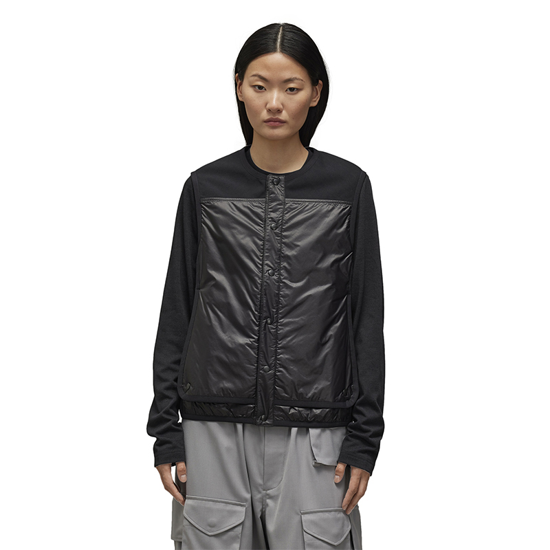 Y-3 Лайнер жилет унисекс черный, Black 
Y-3 Лайнер жилет унисекс черный, Black