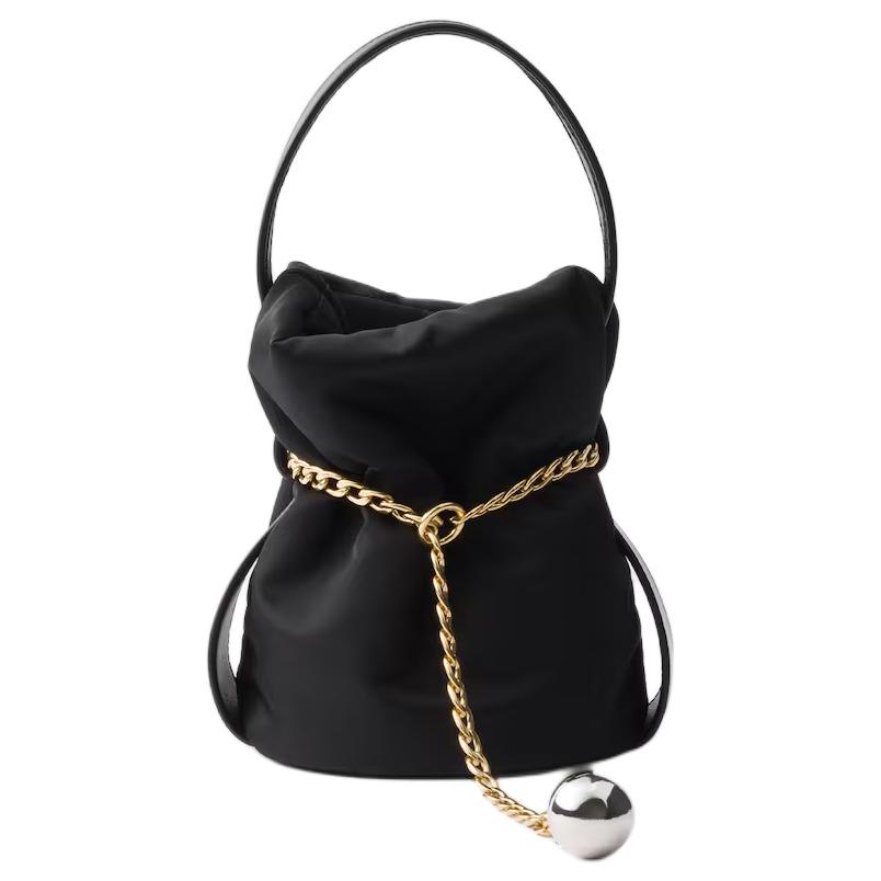 PRADA Переработанный полиамидный женский рюкзак маленький черный
PRADA Переработанный полиамидный женский рюкзак маленький черный