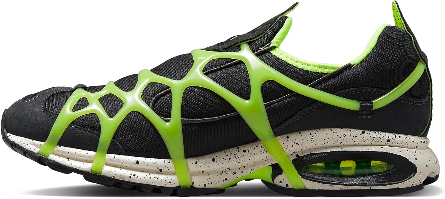 Кроссовки Nike Air Kukini черного и зеленовато-коричневого цветов с оттенками темно-дымчатого серого и кокосового молока, Black/Volt/Dark Smoke Grey/Coconut Milk
Кроссовки Nike Air Kukini черного и зеленовато-коричневого цветов с оттенками темно-дымчатого серого и кокосового молока, Black/Volt/Dark Smoke Grey/Coconut Milk