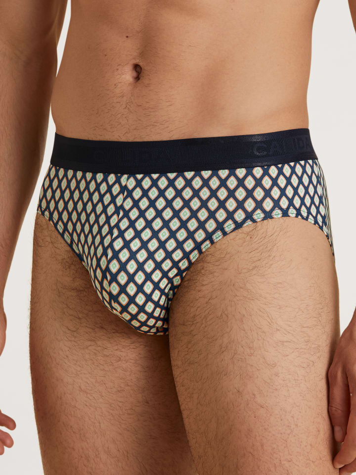 Трусы боксеры Calida New Boxer, цвет insignia blue print
Трусы боксеры Calida New Boxer, цвет insignia blue print