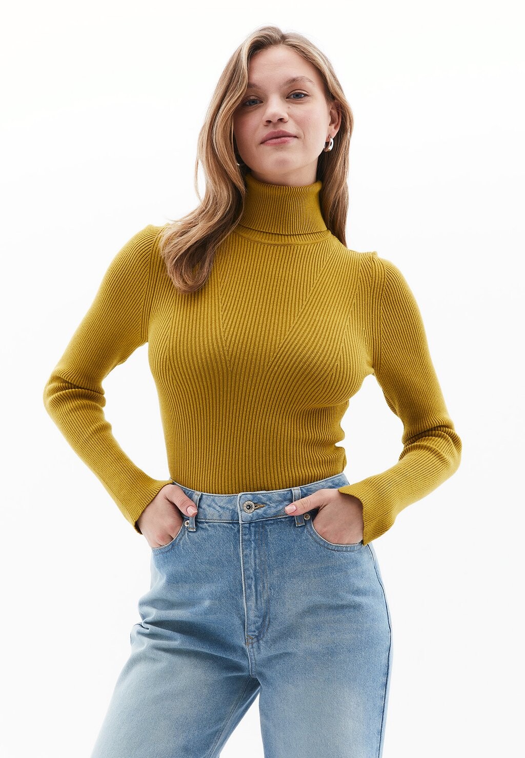 Джемпер TURTLE NECK OXXO, оливковый
Джемпер TURTLE NECK OXXO, оливковый