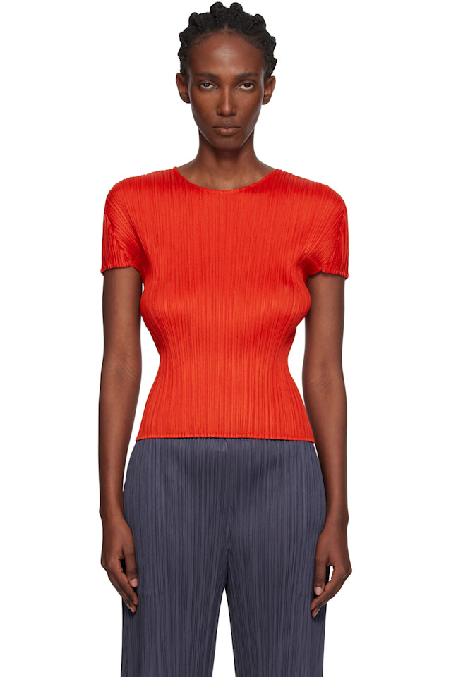 Pleats Please Issey Miyake Красная футболка с цветами месяца июля
Pleats Please Issey Miyake Красная футболка с цветами месяца июля