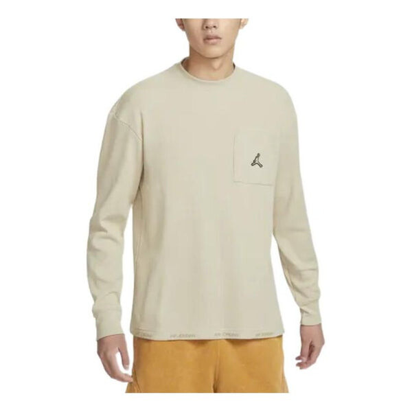 Футболка Air Jordan Essential Winter Long Sleeve T-Shirt 'Beige', бежевый
Футболка Air Jordan Essential Winter Long Sleeve T-Shirt 'Beige', бежевый