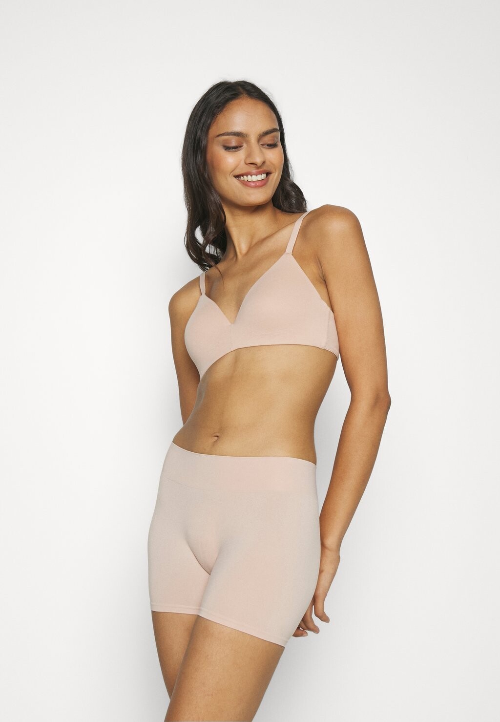 Трусы ONLY
Трусы ONLY