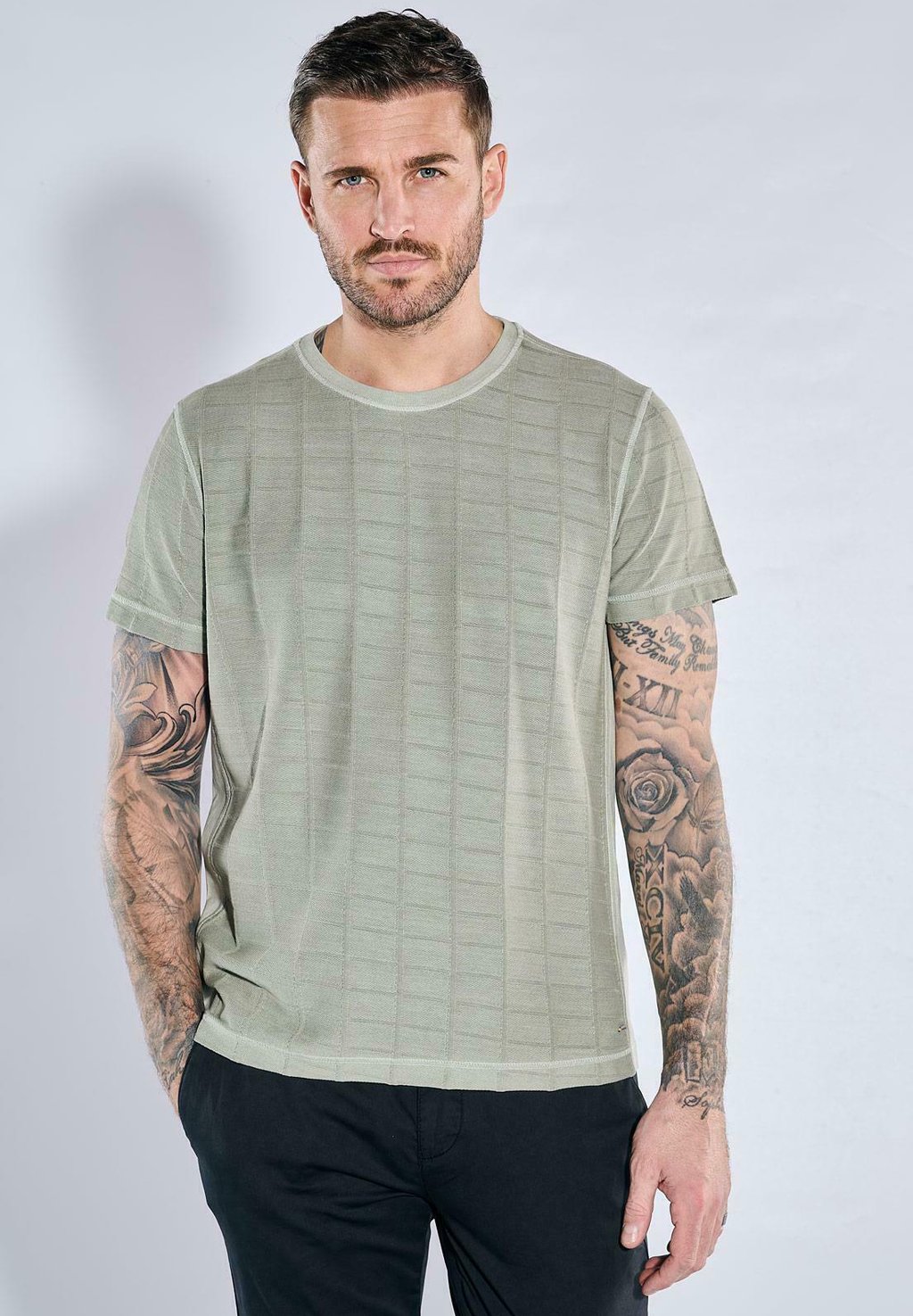 Футболка с принтом Emilio Adani, оливковый
Футболка с принтом Emilio Adani, оливковый