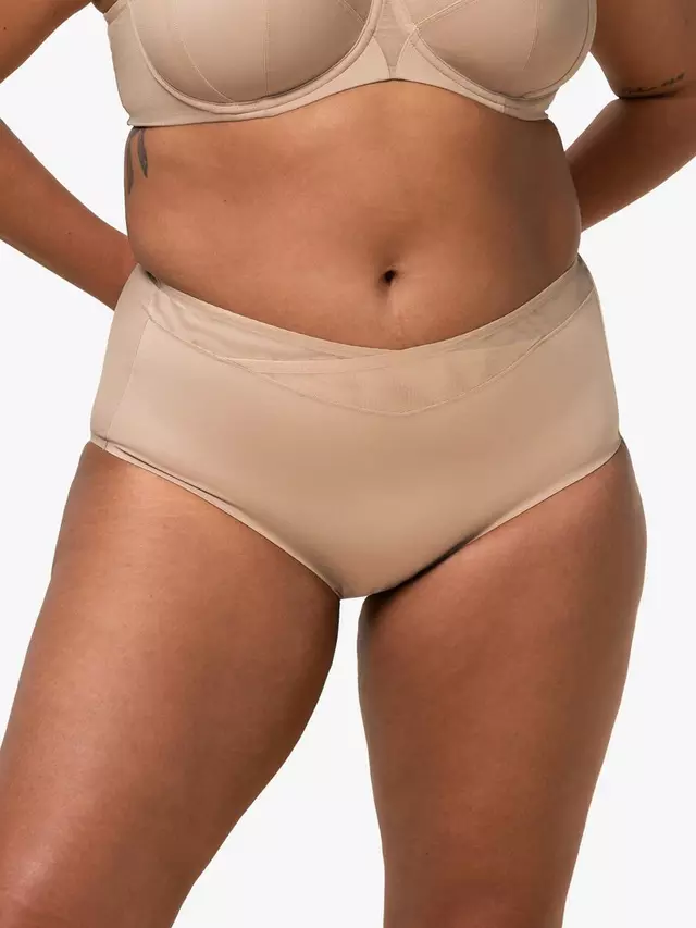 Трусы Triumph True Shape Sensation Shapewear Maxi, цвет smooth/skin 
Трусы Triumph True Shape Sensation Shapewear Maxi, цвет smooth/skin