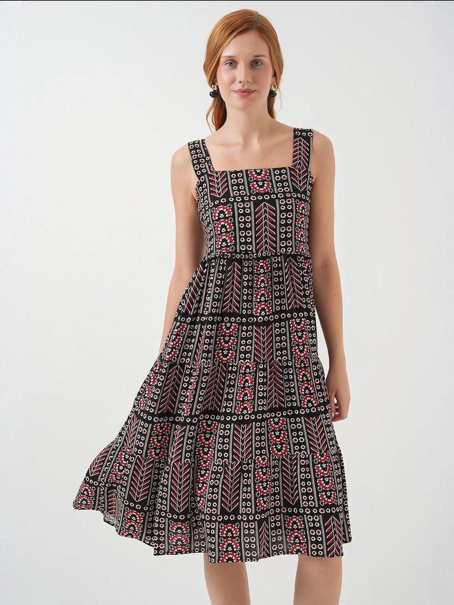 Летнее платье Bigdart, черный
Летнее платье Bigdart, черный