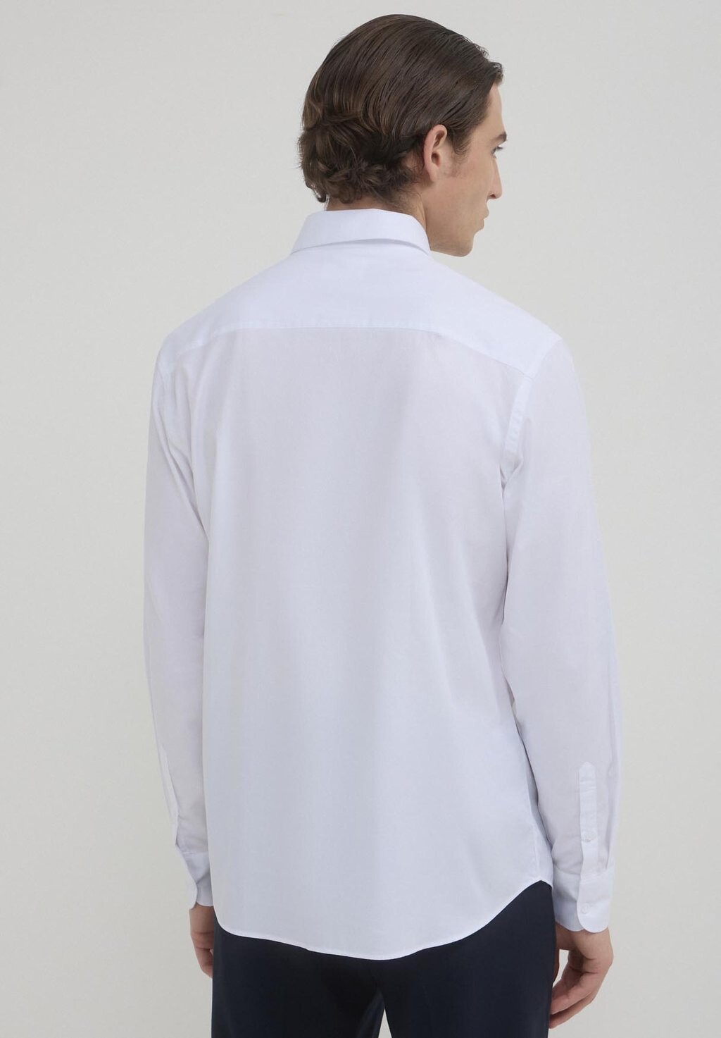 Официальная рубашка UNIE Calliope, белый
Официальная рубашка UNIE Calliope, белый