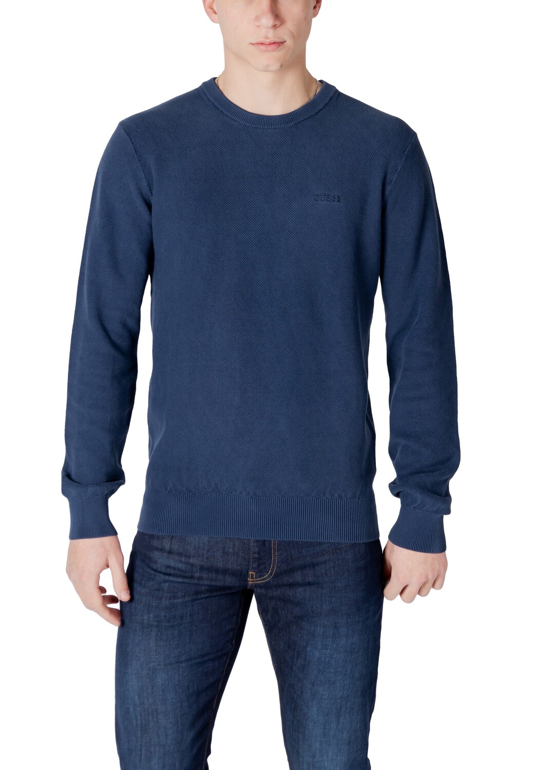 Джемпер GUESS
Джемпер GUESS