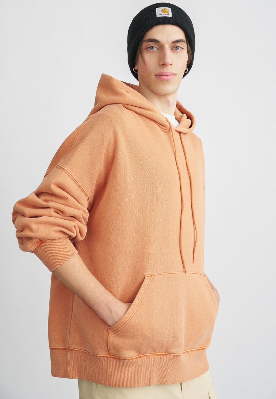 Худи Carhartt WIP HOODED BENTON, Redhaven/Orange
Худи Carhartt WIP HOODED BENTON, Redhaven/Orange